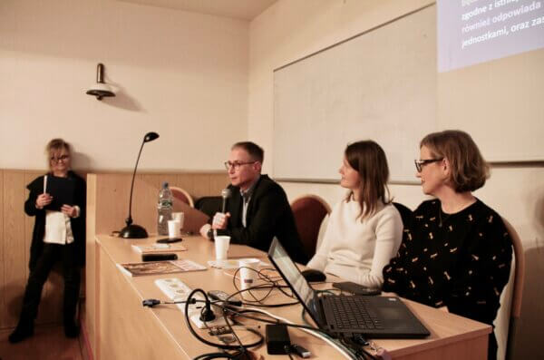 Debaty warszawskie. Narracje nieoczywiste. Fakty, ludzie, instytucje | Niematerialne dziedzictwo kulturowe miasta. Goście debaty